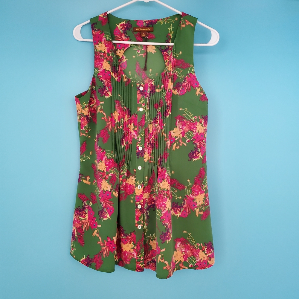 Hive & Honey Top Size Small Green Floral Sleeveless Scoop Neck Tank